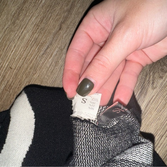 MICAS Dress NEW - Picture 2 of 3